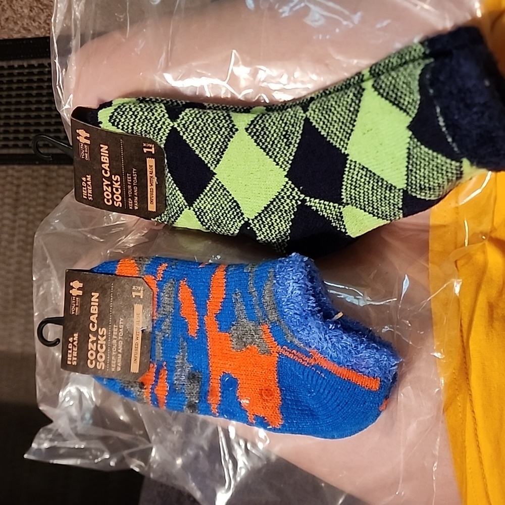 Cozy cabin socks gir youth